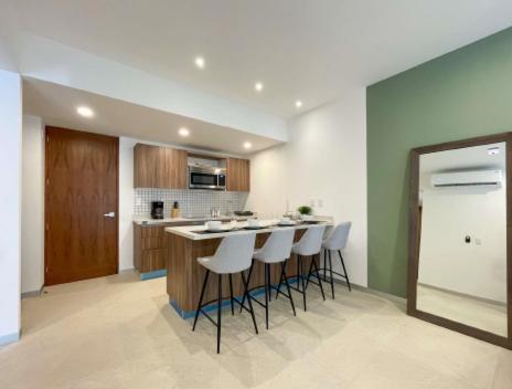 Urban Towers Playa Del Carmen Apartment Luaran gambar
